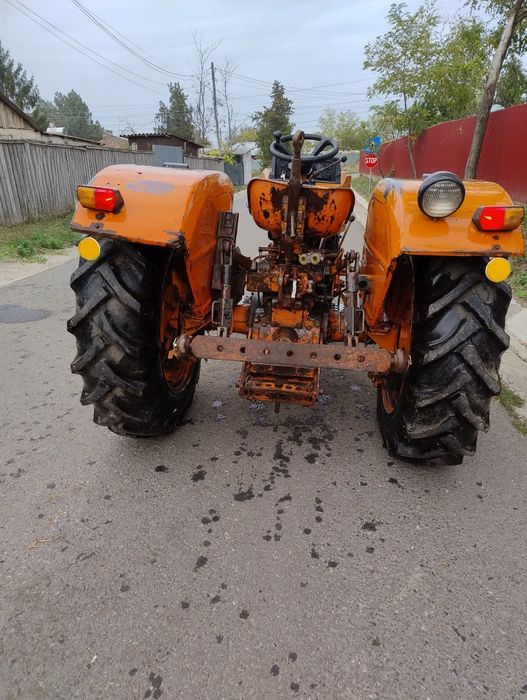 Tractoraș Universal U445