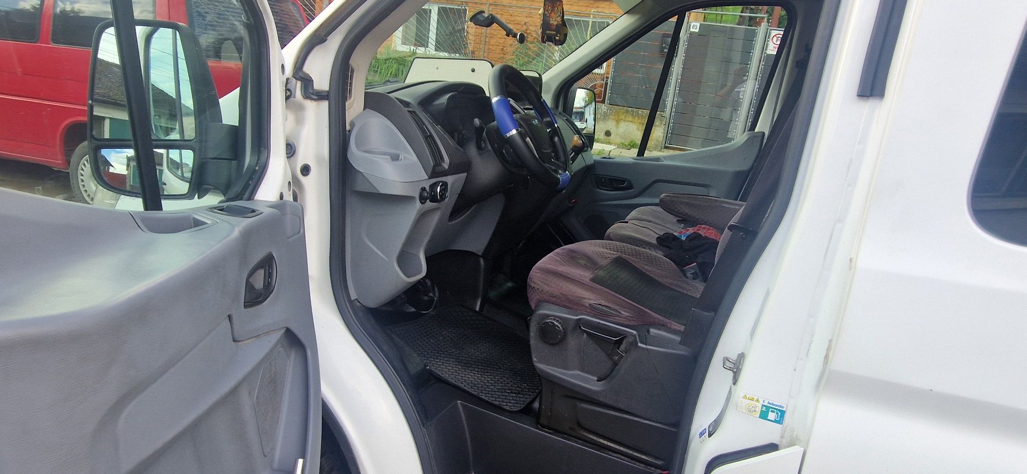 Vând Ford Transit 2.2 TDCI 155CP 2016