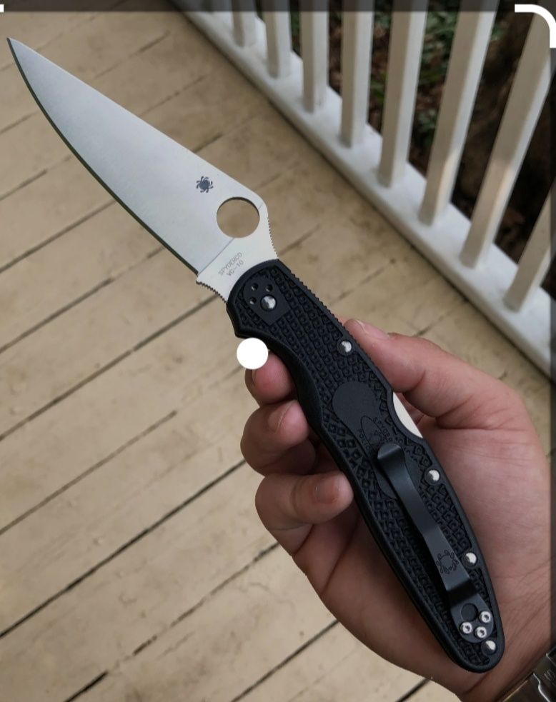 Briceag spyderco police original NOU !