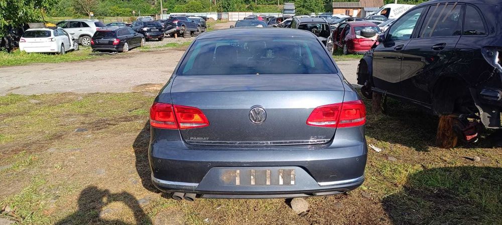 Dezmembrez VW Passat B7 2.0 Tdi 2013