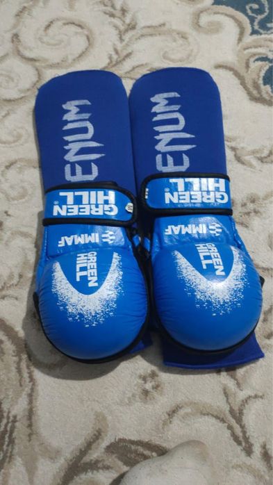 футы + перчатки вместе