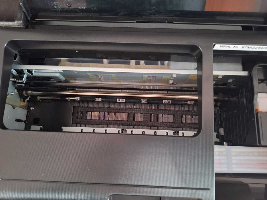 Vând echipamente pentru sublimare – Epson L805 + Presă termică 5 în 1