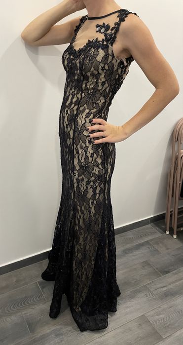 Елегантна вечерна дълга рокля