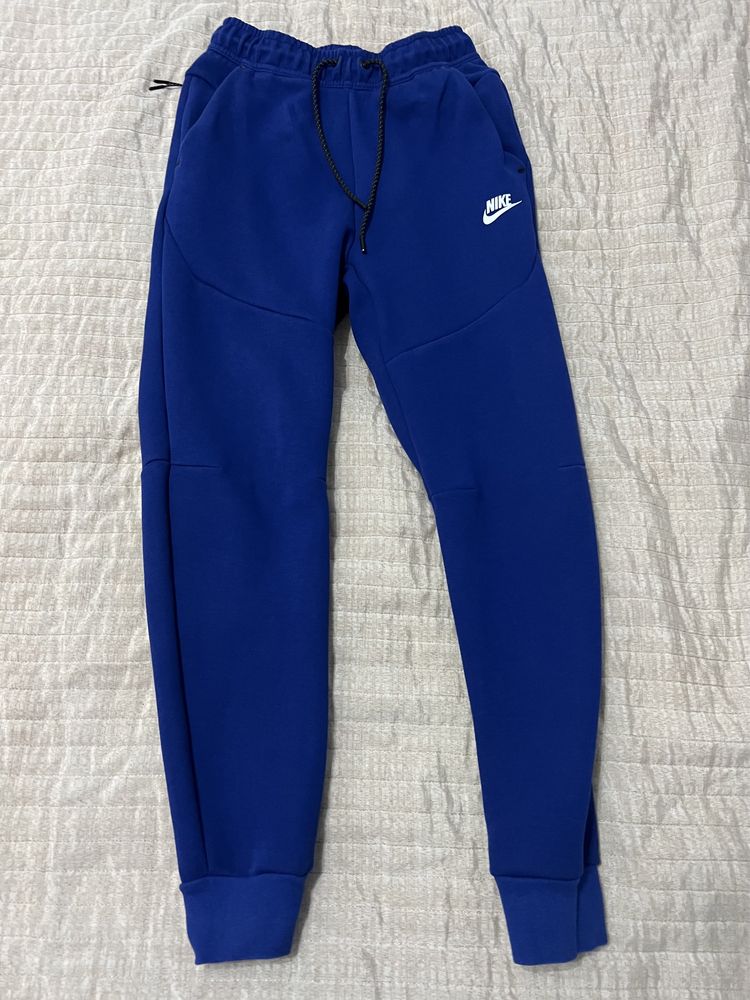 Nike Tech Fleece