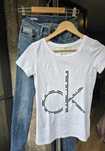 Дънки и тениска Calvin Klein Xs размер