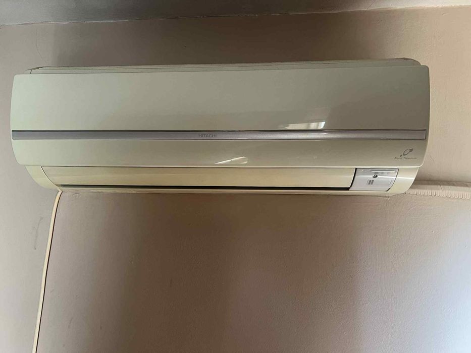 Климатик Hitachi 14”