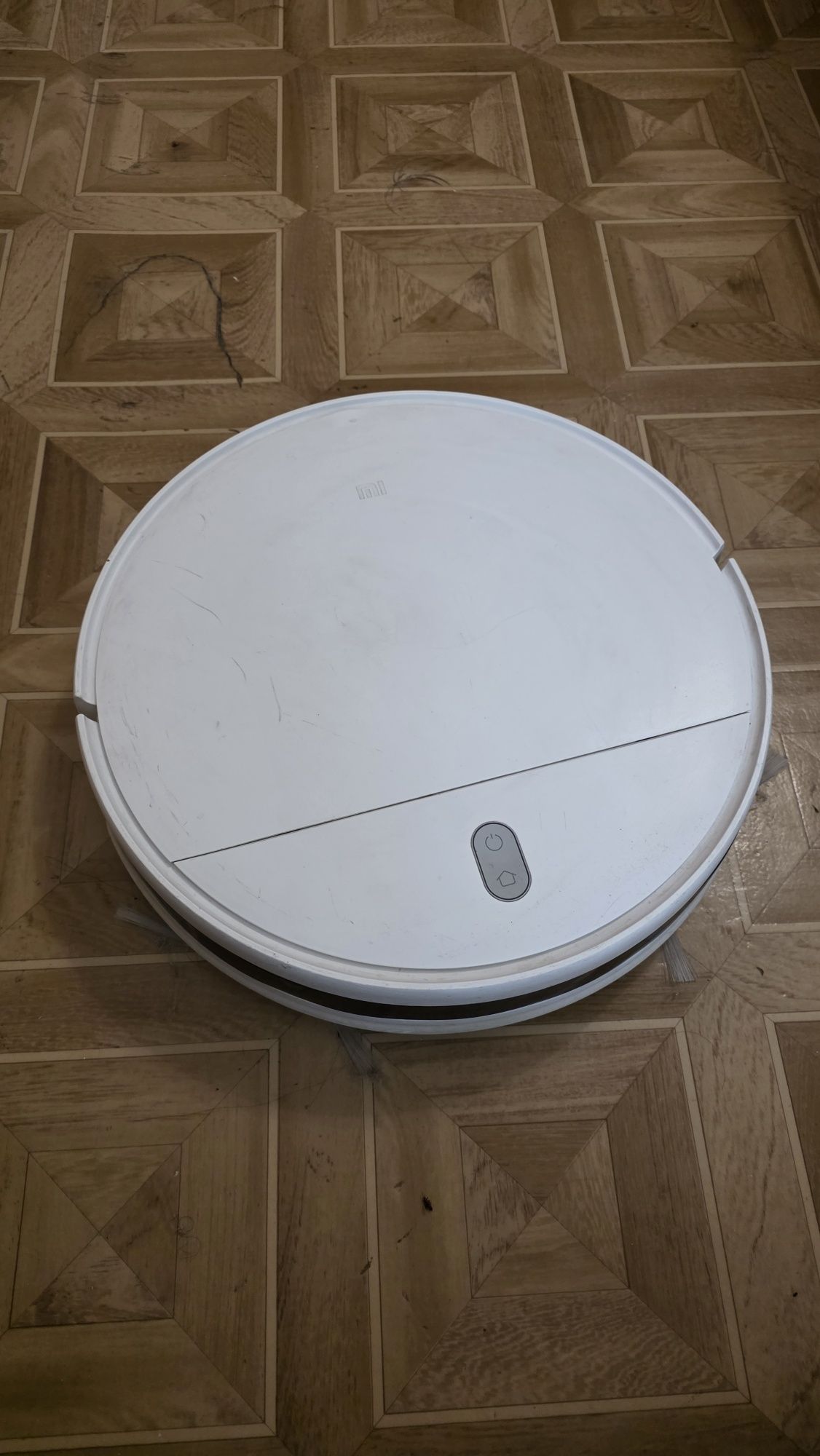 Продам робот-пылесос Xiaomi