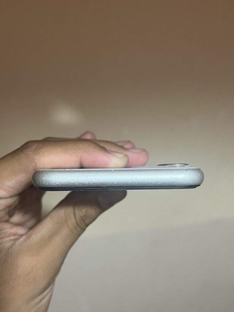 Iphone 11_64/4 ideal