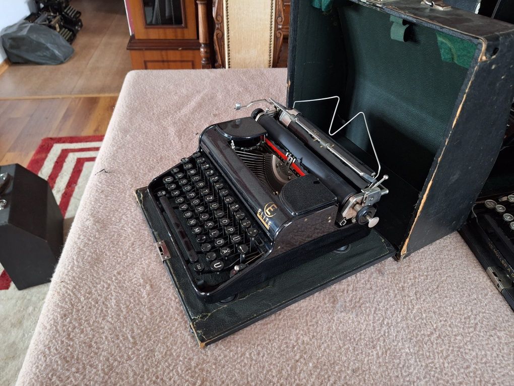 Masina de scris veche, Olympia