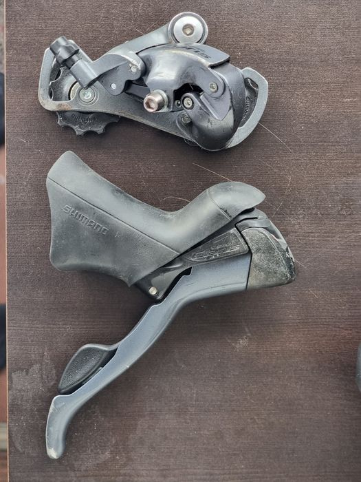 Shimano claris 8 viteze maneta ergopower si schimbator