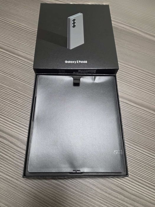 Samsung z fold 6