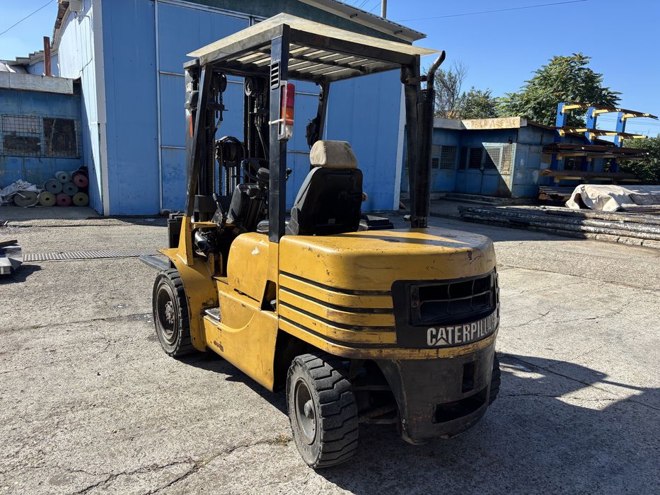 De vanzare motostivuitor caterpilar3t