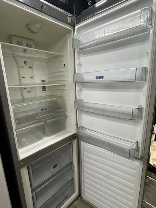 Хладилник whipool