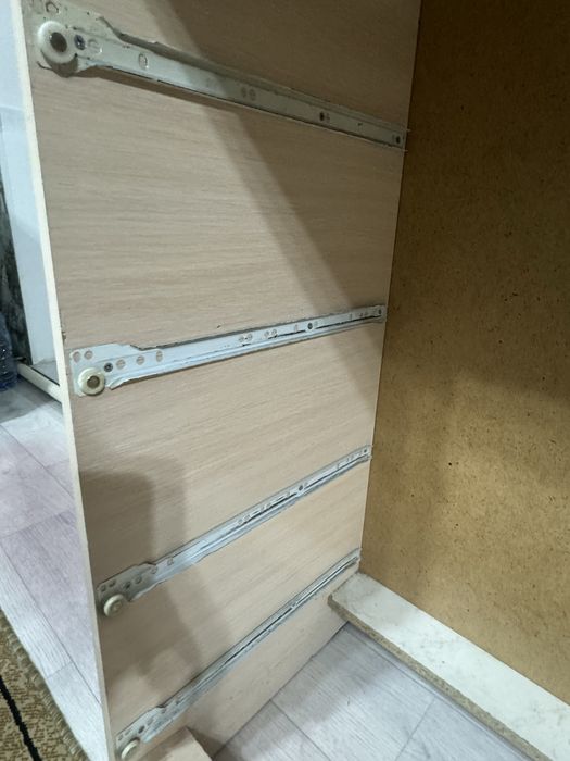 Камод ……………………..