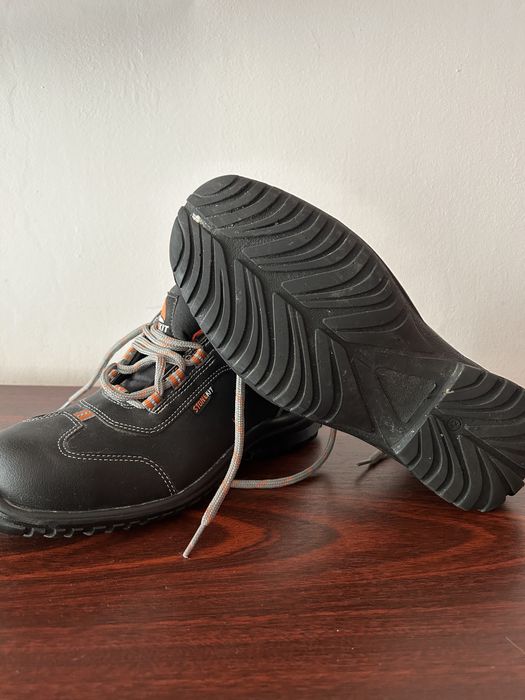 Pantofi de lucru bombeu Stonekit (Strauss)