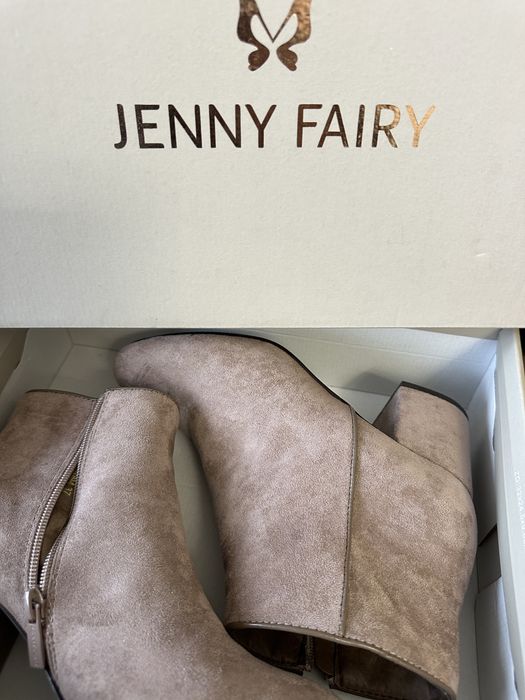 Обувки+ боти, нови