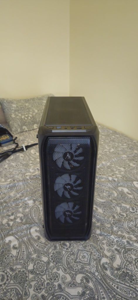Zalman Case ATX - N5 MF - 4 x 120mm Fixed RGB - 6 месеца използвана