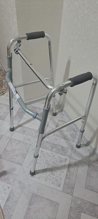 Продам ходунок для взрослых