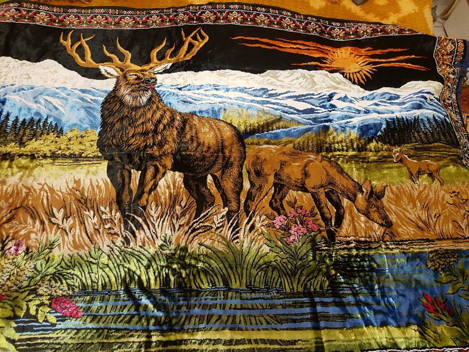 Винтидж антични плюшени покривки - изключително запазени!