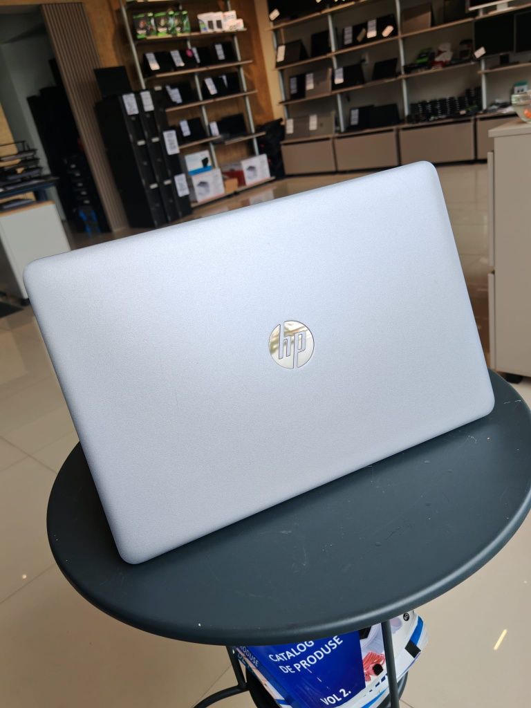 HP Elitebook 850 G3 i5 U6300 15,6 full hd / 16 G ddr4/SSD-500/like NEW