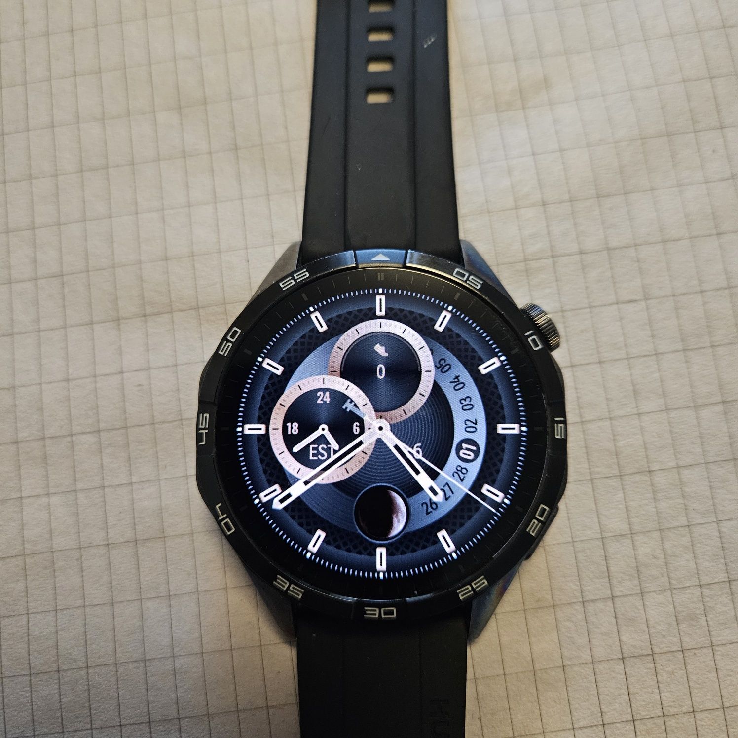 Смарт часовник HUAWEI GT 4