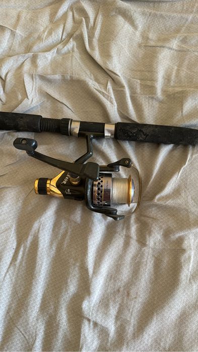 Въдица с макара почти нова