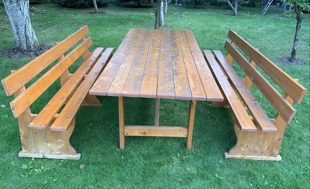 Set mobilier gradina - masa si 2 banci