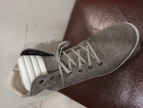 Продавам нови мъжки кецове