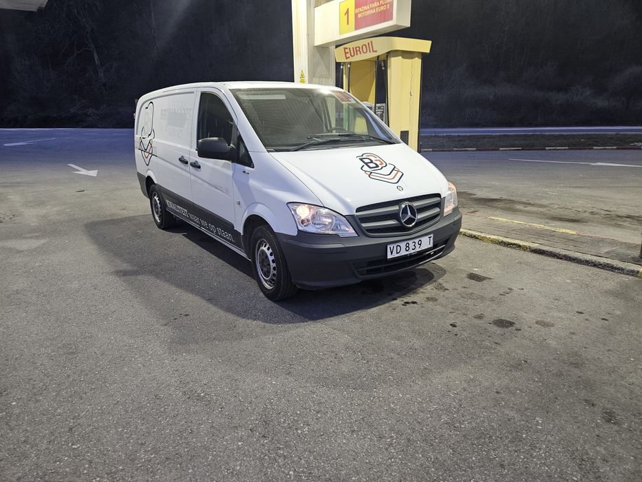 Mercedes Benz Vito modelul lung