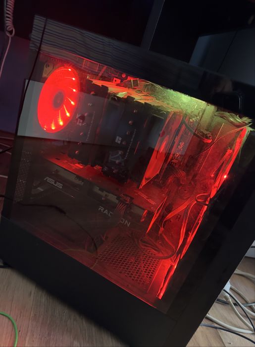 se vinde pc+componente gaming