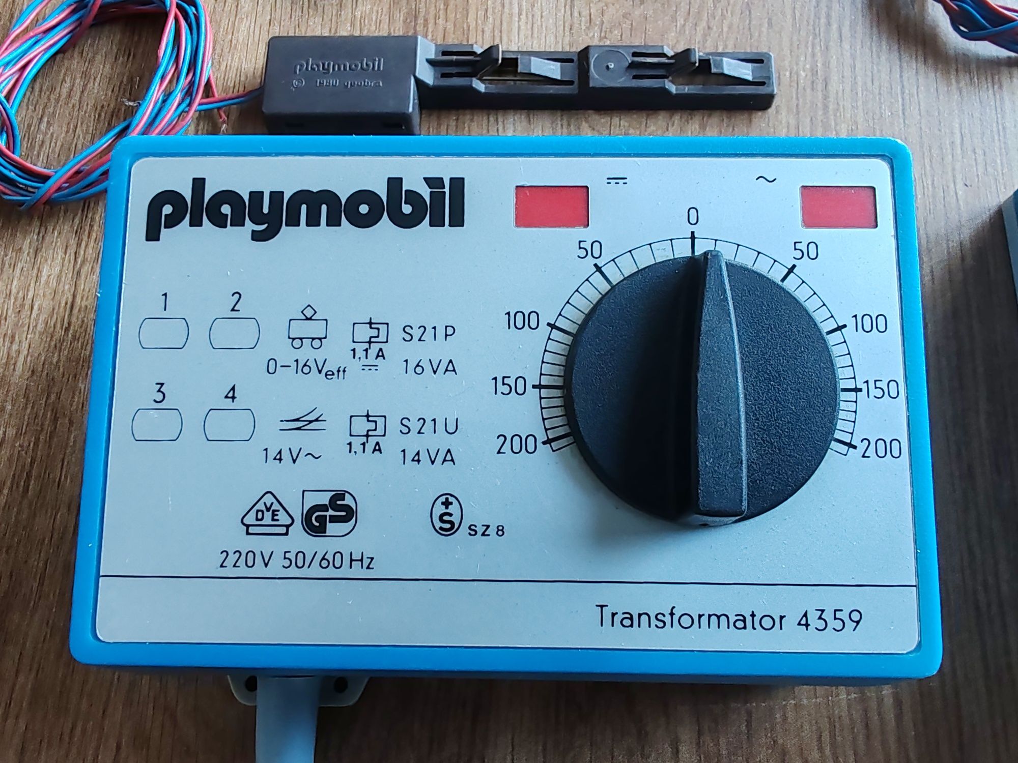Playmobil 2бр. 4359/4350 захранвания за влакчета