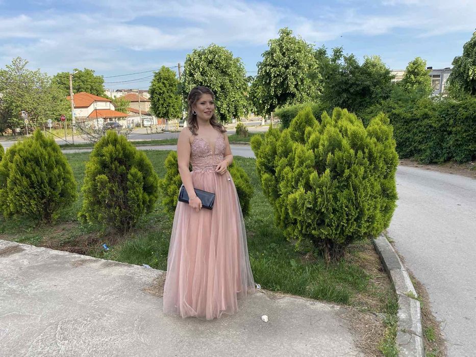 Бална рокля от две части