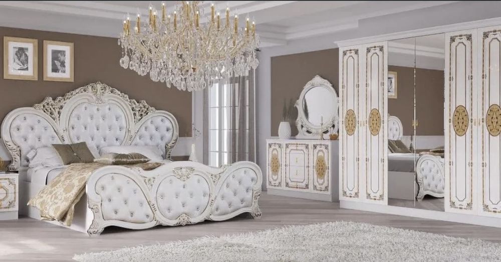 Спальный гарнитур