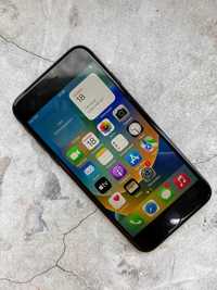 Apple iPhone 8 64 Gb (г. Астана пр. Женис 24) лот 356005