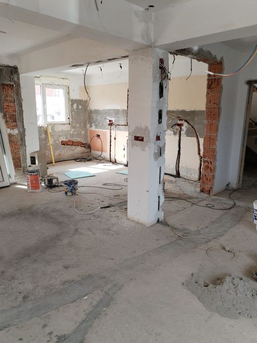 Persoana fizică vând casă  în Hidișelu de Jos