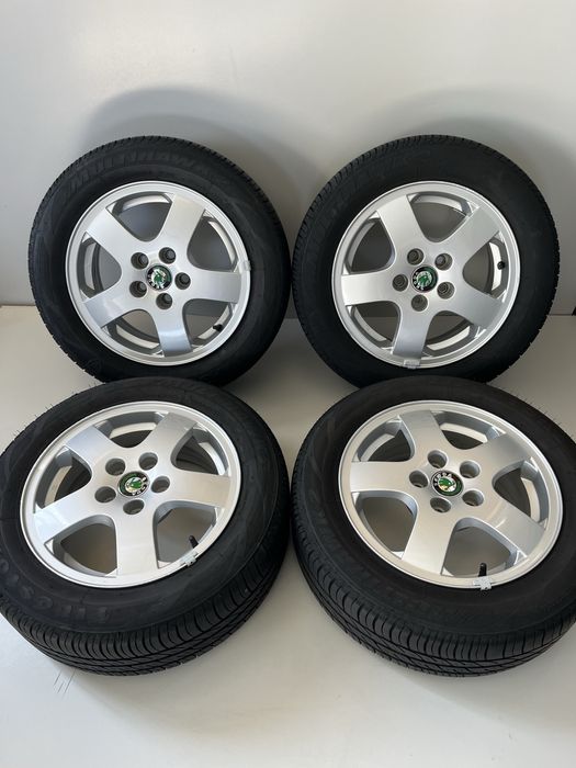Оригинални джанти 14 цола 5х100 за Шкода/Skoda с летни гуми 185/60/14