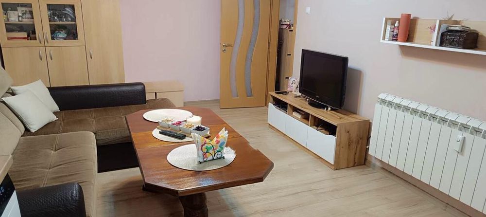 Тристен,за продажба ,ж.к. Дружба 1