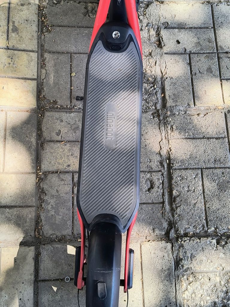 Електрическа тротинетка Segway Ninebot D28C