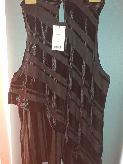 Top dama, negru,DNKY, layer, fara maneci, nou cu etichete, L.