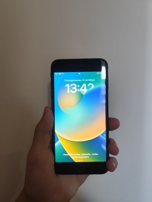 iPhone 8 plus 64гб