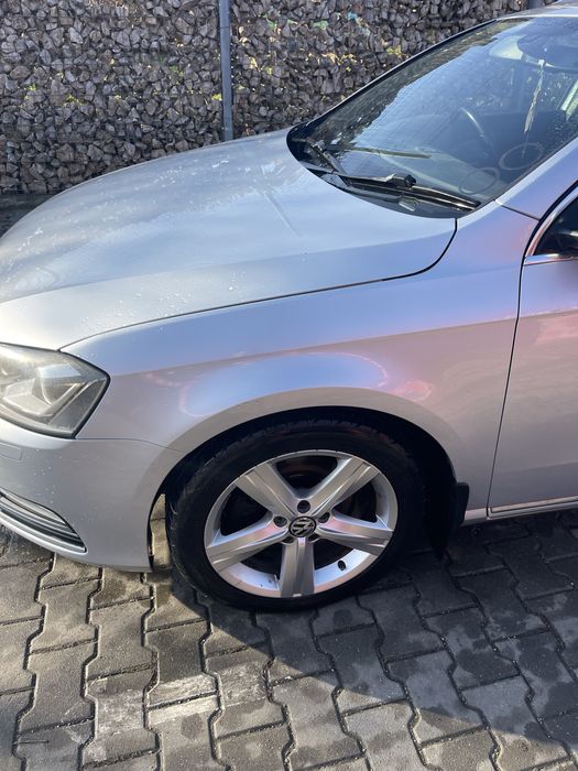 Aripa stanga dreapta vw passat b7 la7w