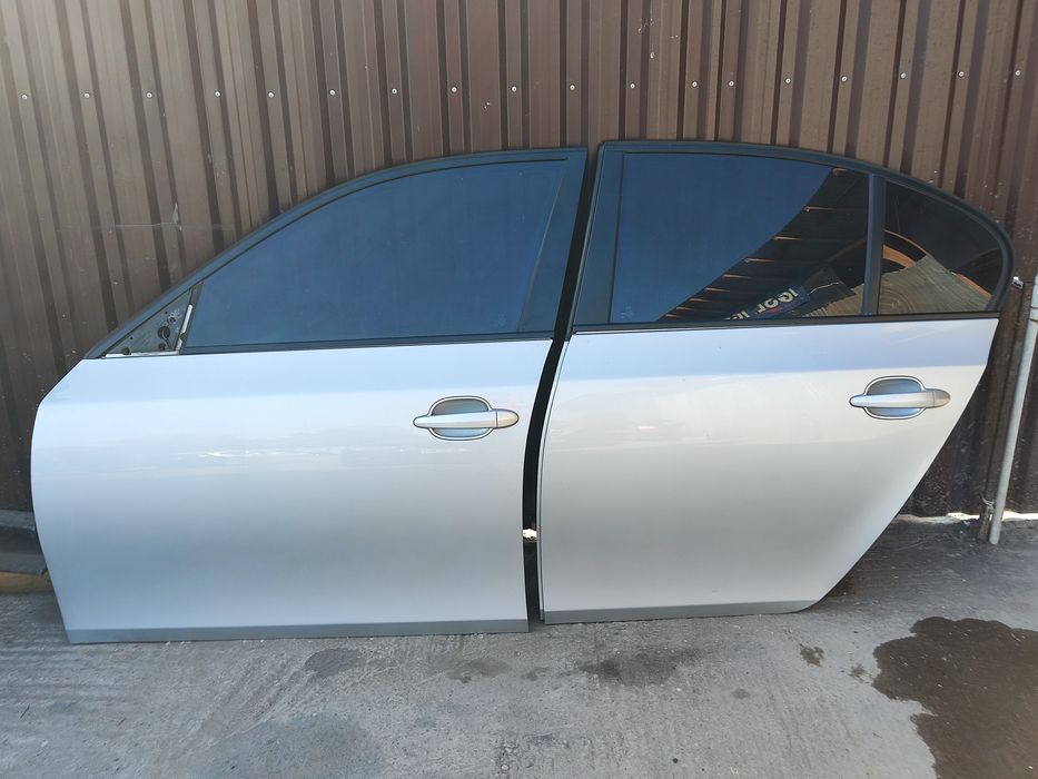 Uși  și aripi BMW E60 titansilber metallic  354