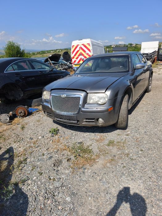 Dezmembrez Chrysler 300C