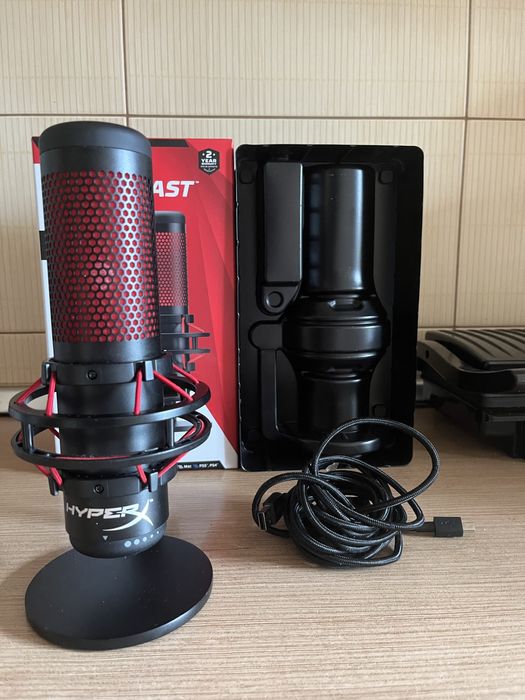 Hyperx quadcast microfon streaming