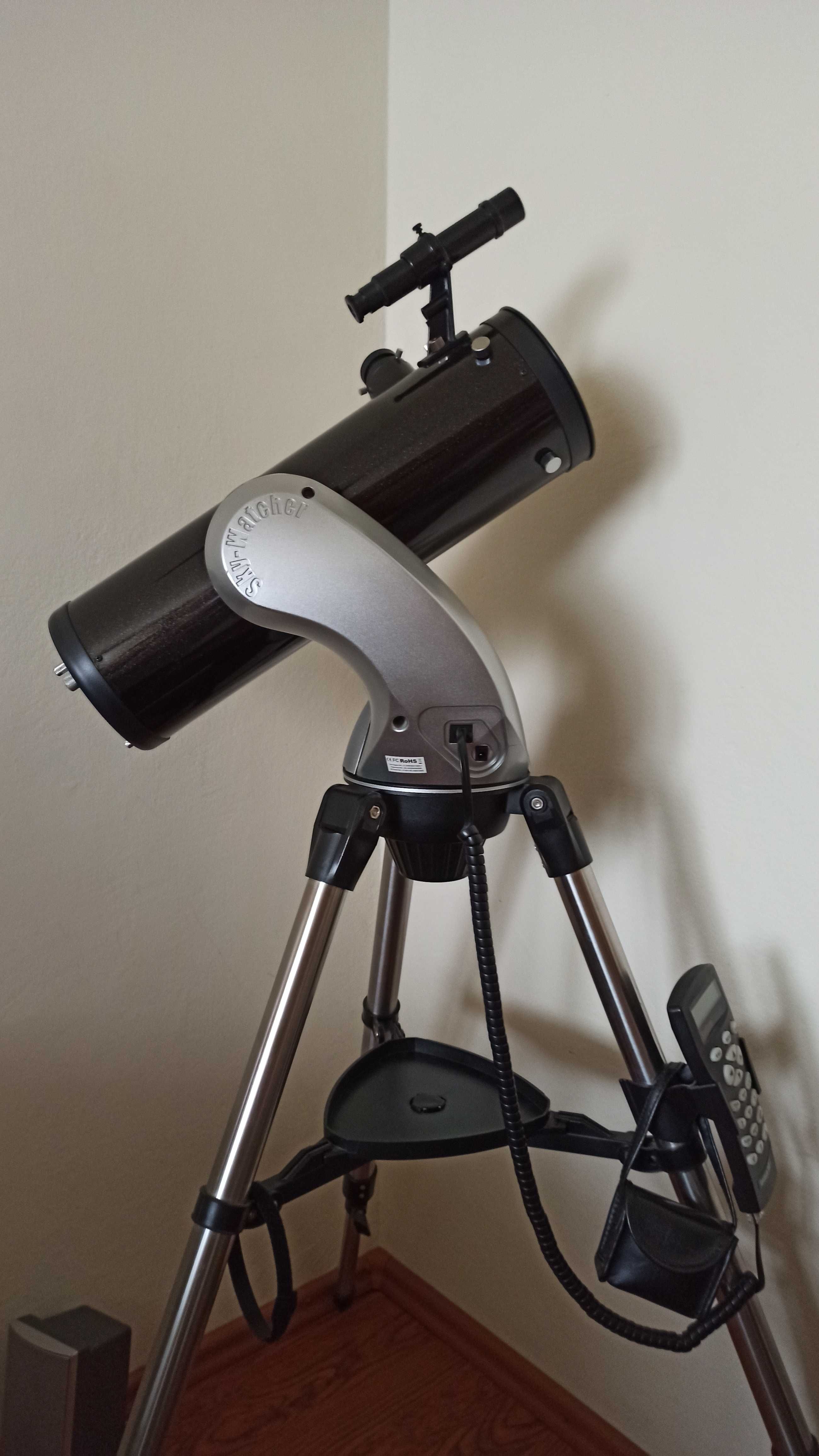 Vând telescop Newton 114/500 az go-to