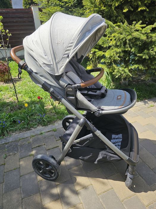 Carucior Joie Aeria Signature reglabil pe inaltime