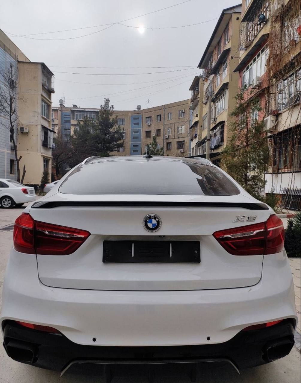 BMW X6 очень хорошего состояния