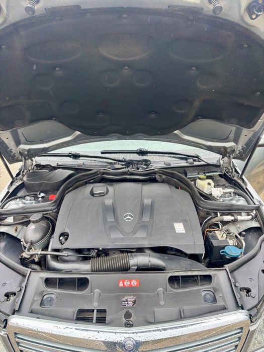 Vand Mercedes C200 W204 137.000 km reali