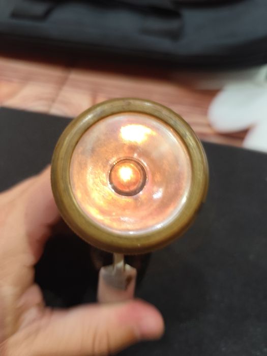 Продавам стар фенер