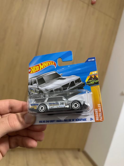 Hot Wheels Treasure Hunt Audi, Ferrari, Porsche, Skyline, Bugatti